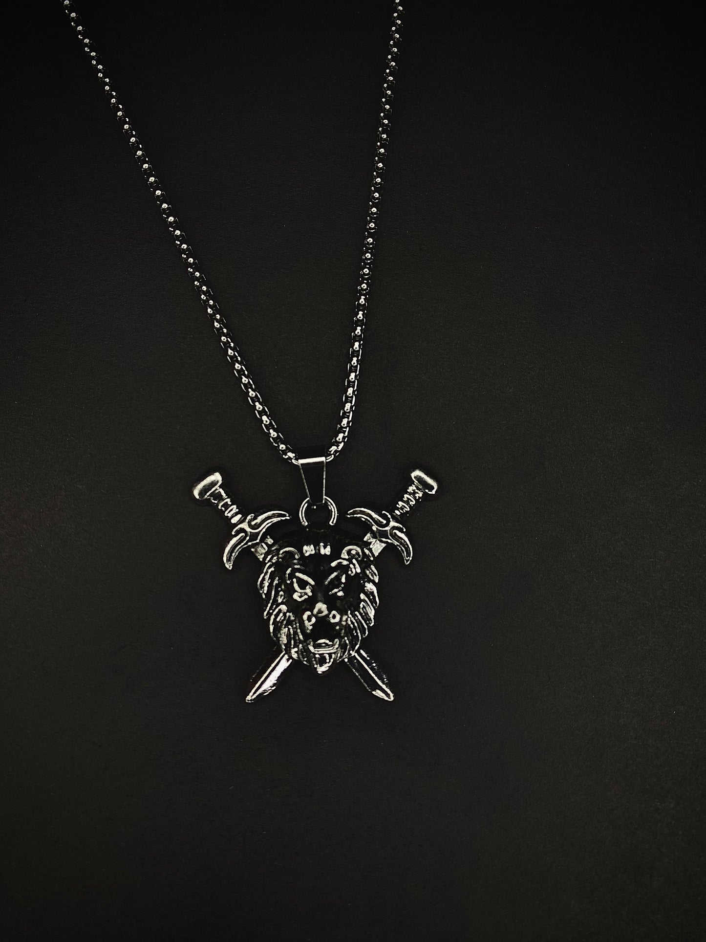 FIERCE TIGER PENDANT