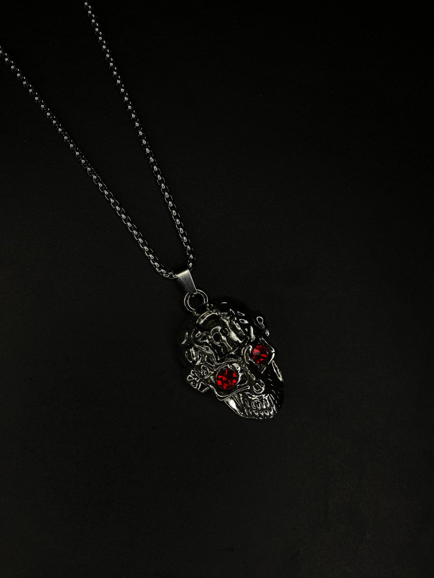 Bold Skull Pendant