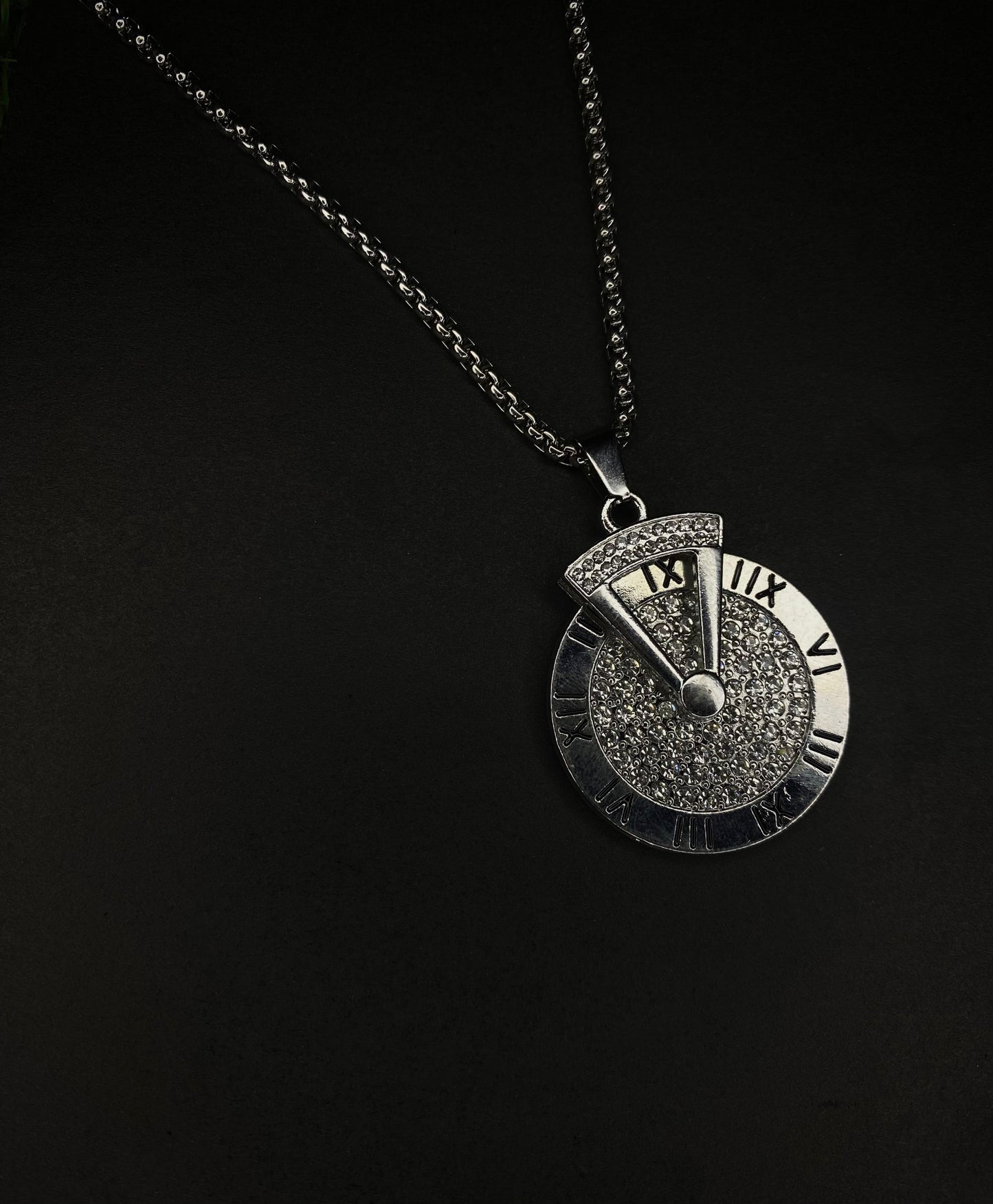 DIAMOND COMPASS PENDANT