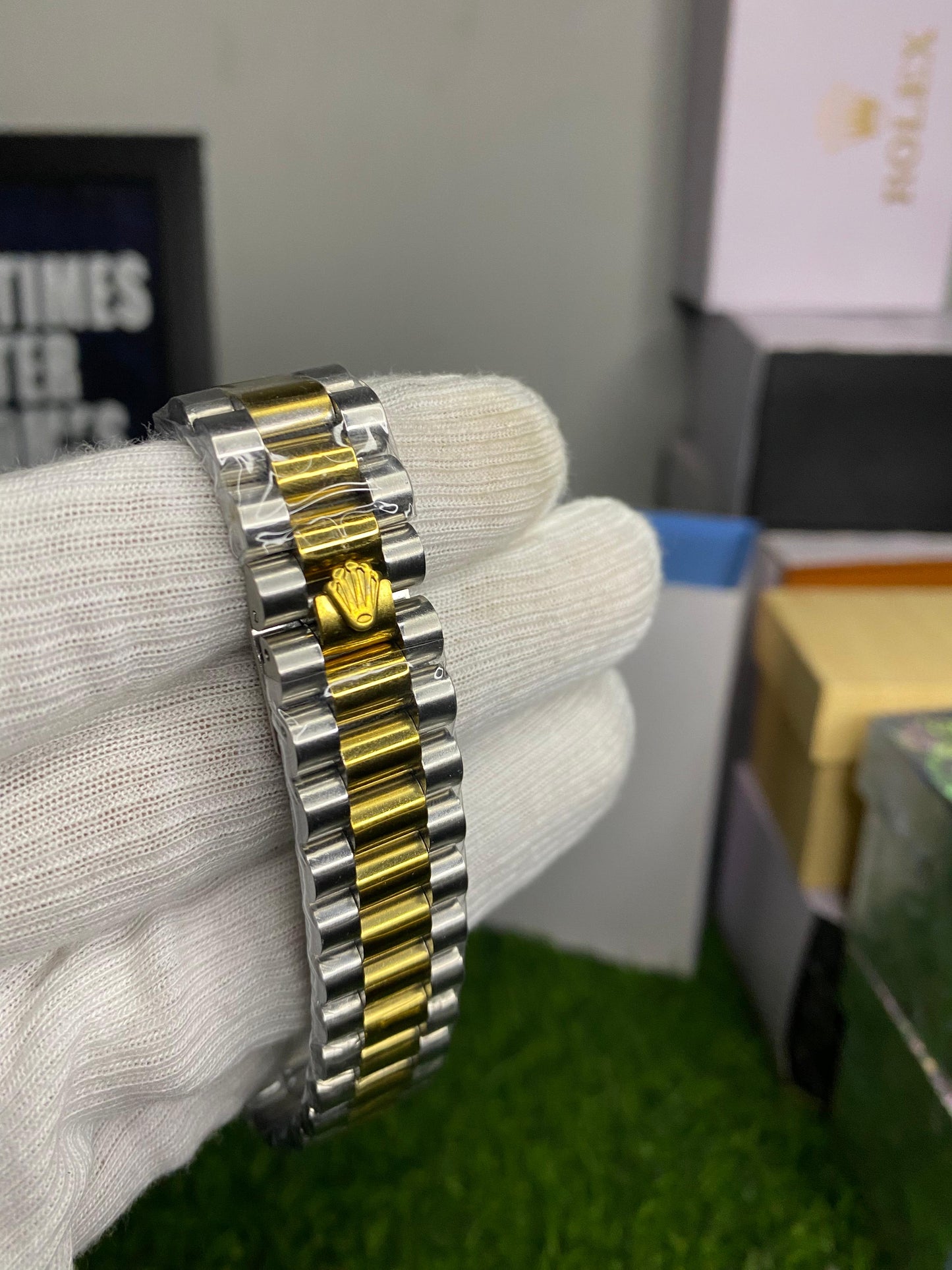 ROLEX OYSTER PERPETUAL DATE JUST BLACK SCREEN