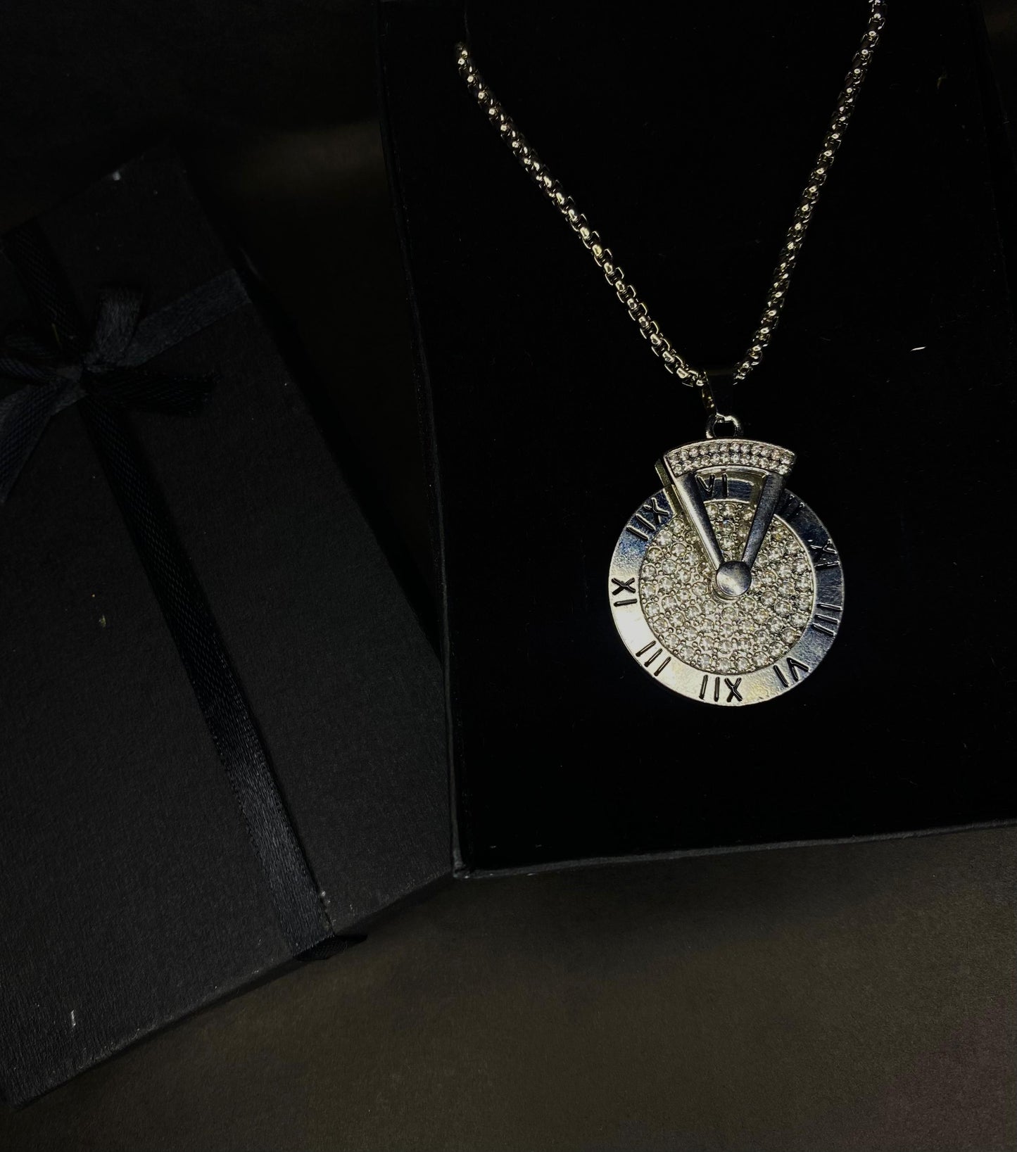 DIAMOND COMPASS PENDANT