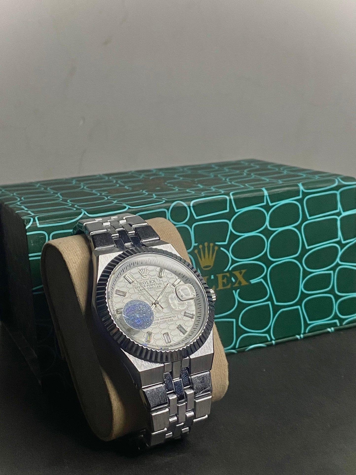 ROLEX LAND DWELLER