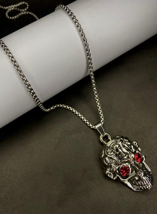 Bold Skull Pendant