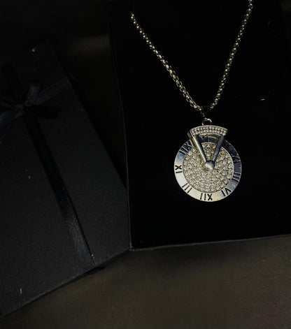DIAMOND COMPASS PENDANT