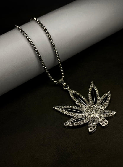 DIAMOND LEAF PENDANT
